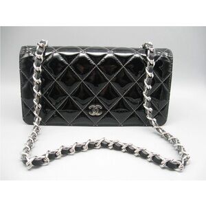 CHANEL Black Patent Quilted Clutch with Silver Chain
